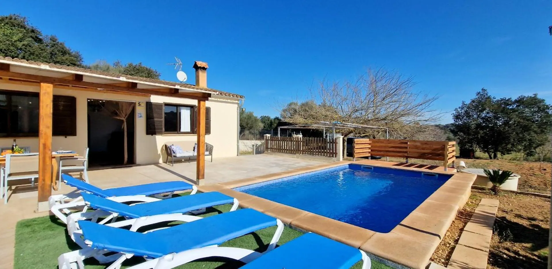 Country house Finca Con Piscina Rodeada De Naturaleza Sencelles